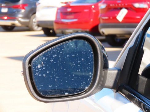 Used 2022 Ford Mustang Mach-E Premium image 17