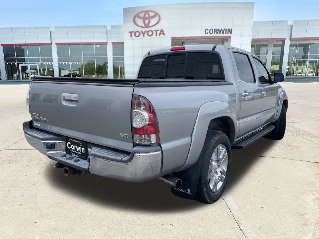 Used 2014 Toyota Tacoma 4x4 Double Cab w/ Limited Package image 5