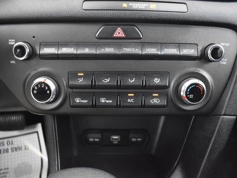 Used 2022 Kia Sportage LX FWD image 19