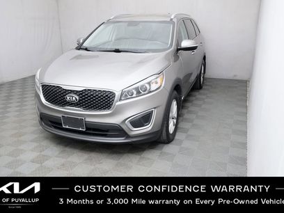 Used 2017 Kia Sorento AWD w/ LX Convenience Package