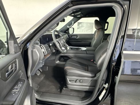 New 2026 Nissan Armada SL w/ Captain's Chari Seat Package image 5