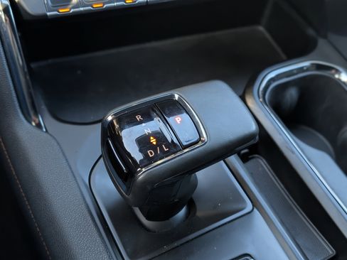 Used 2023 GMC Sierra 1500 AT4 w/ AT4 Premium Package image 25