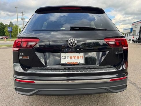 Used 2022 Volkswagen Tiguan SE AWD/4WD image 6