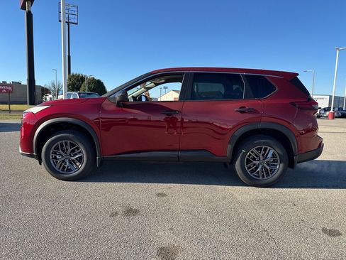 New 2026 Nissan Rogue S image 2
