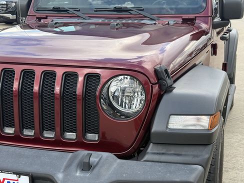 Used 2021 Jeep Wrangler Unlimited Sport image 11