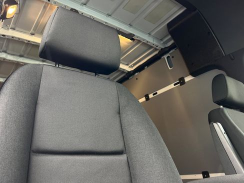 New 2025 Mercedes-Benz Sprinter 2500 image 15