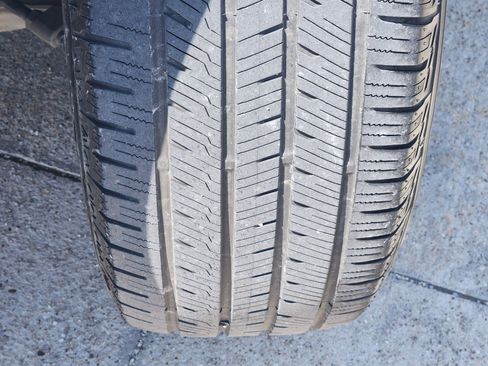 Used 2022 Ford Explorer XLT RWD image 12