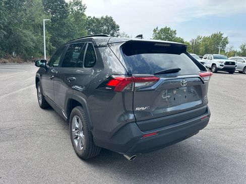 Used 2025 Toyota RAV4 XLE AWD/4WD image 5