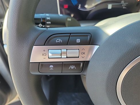 New 2026 Hyundai Tucson SE image 24