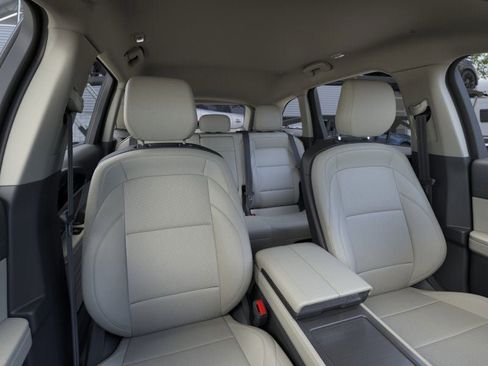 New 2026 Lincoln Nautilus Premier image 10