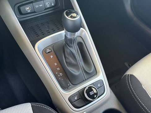 New 2026 Hyundai Venue SEL FWD image 33