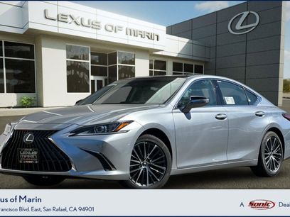 New 2025 Lexus ES 350 w/ Premium Package