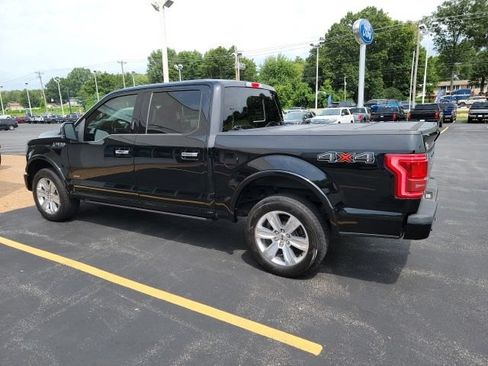 Used 2017 Ford F150 Platinum w/ Equipment Group 701A Luxury AWD/4WD image 3