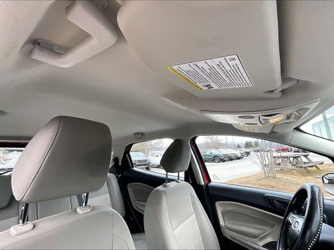 Used 2021 Ford EcoSport S image 22