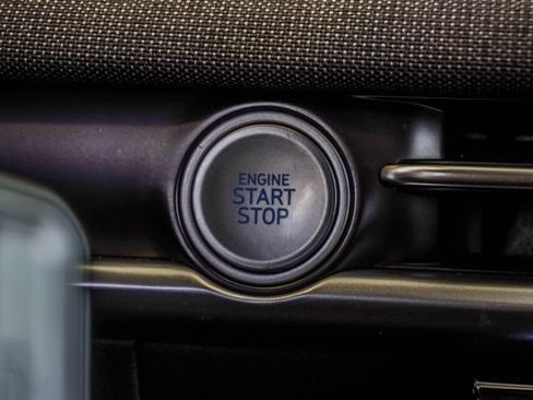 Certified 2025 Hyundai Tucson Limited FWD image 27