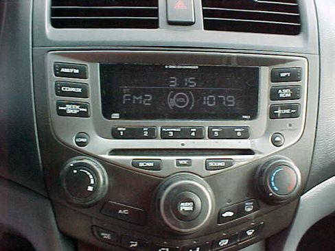 Used 2007 Honda Accord SE image 17