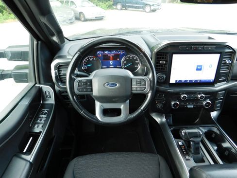 Used 2022 Ford F150 XLT w/ Equipment Group 302A High AWD/4WD image 14