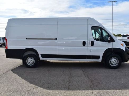 New 2026 RAM ProMaster 3500 w/ Convenience Group image 10