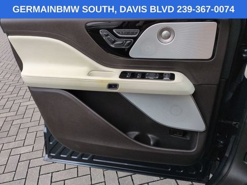 Used 2023 Lincoln Aviator Black Label w/ Dynamic Handling Package AWD/4WD image 32