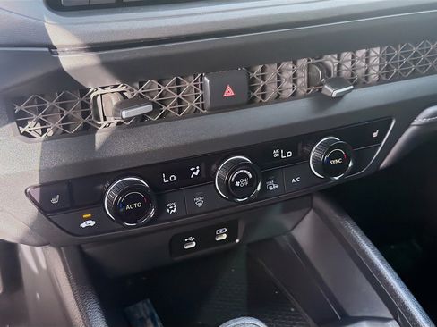 Used 2024 Honda Accord EX image 12