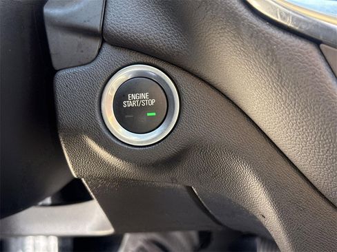 Used 2024 Chevrolet Equinox LT image 15