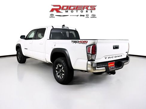 Certified 2023 Toyota Tacoma TRD Off-Road w/ Black Out Package (TMS) image 11