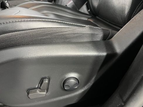 Used 2022 Jeep Cherokee Latitude Lux w/ Sun & Sound Group image 25