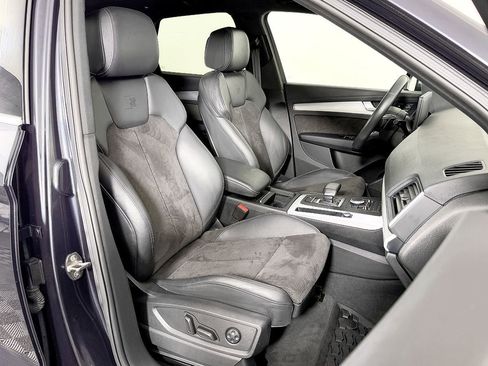 Used 2020 Audi SQ5 Premium w/ Convenience Package image 52