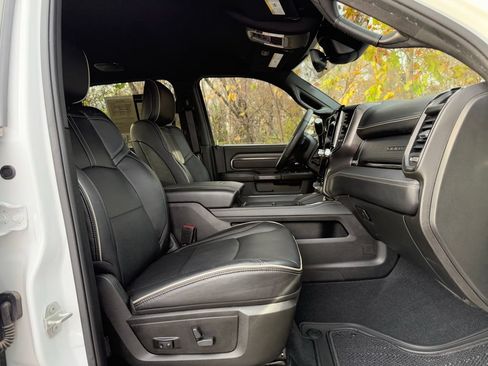 Used 2024 RAM 2500 Limited AWD/4WD image 39
