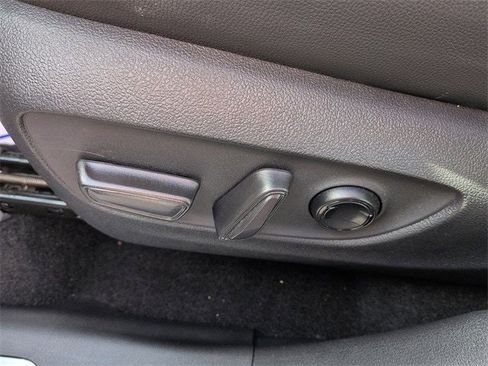 Used 2024 Toyota Grand Highlander Limited image 15