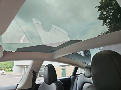 Used 2023 Tesla Model 3 Standard Range RWD image 14
