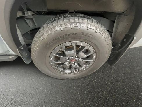 Used 2024 Nissan Frontier PRO-4X w/ Pro Premium Package AWD/4WD image 7