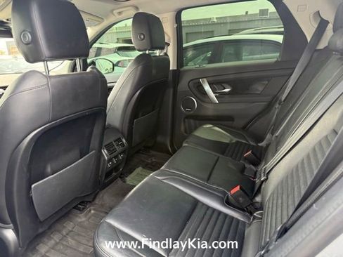 Used 2020 Land Rover Discovery Sport SE AWD/4WD image 4