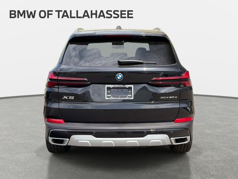 New 2026 BMW X5 xDrive50e w/ Premium Package AWD/4WD image 6