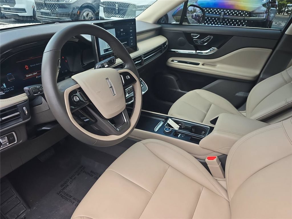 Certified 2024 Lincoln Corsair FWD image 17