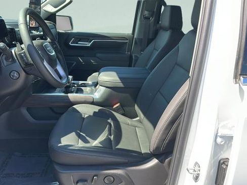 New 2026 GMC Sierra 1500 SLT w/ SLT Premium Plus Package AWD/4WD image 9