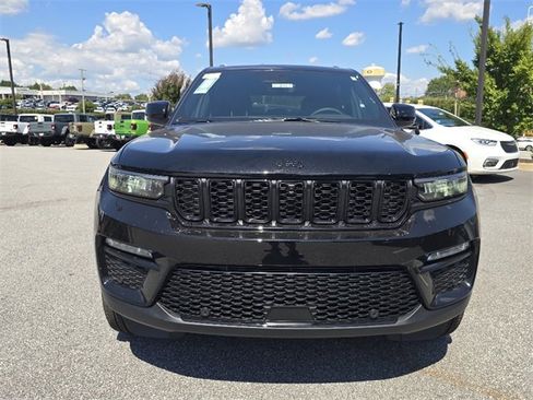 New 2025 Jeep Grand Cherokee Limited w/ Luxury Tech Group II image 15