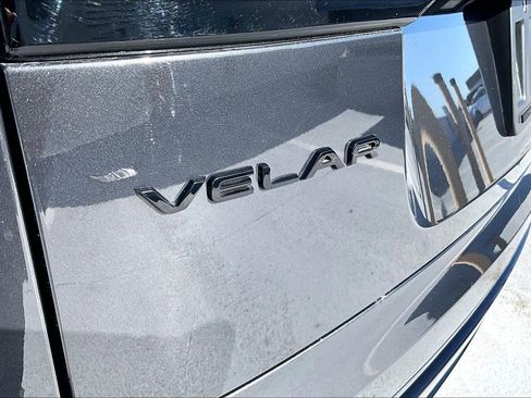 Certified 2024 Land Rover Range Rover Velar Dynamic SE AWD/4WD image 22