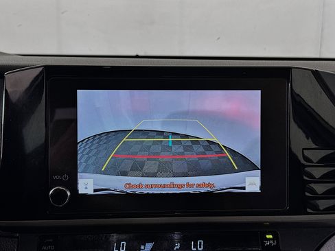 Used 2025 Toyota Camry LE FWD image 25