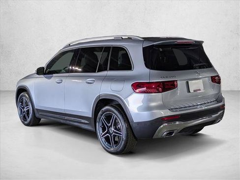 Used 2026 Mercedes-Benz GLB 250 image 11