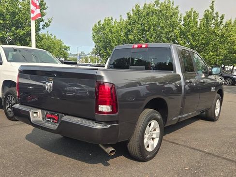 Used 2017 RAM 1500 Sport RWD image 4