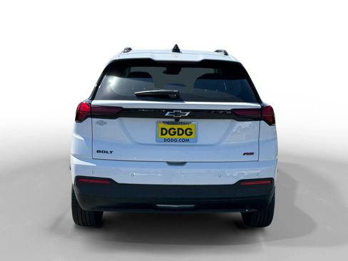 Used 2027 Chevrolet Bolt RS w/ LPO, All-Weather Package FWD image 4