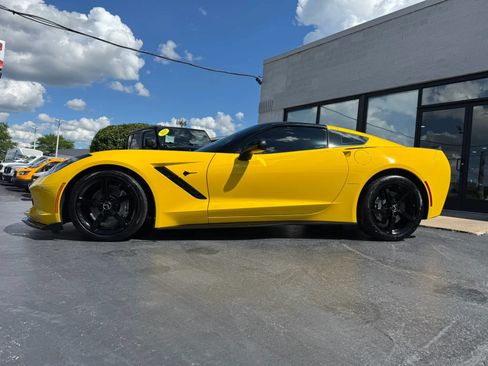 Used 2015 Chevrolet Corvette Stingray Coupe w/ 3LT Preferred Equipment Group RWD image 2