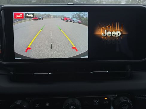 Used 2024 Jeep Wrangler Sahara w/ Technology Group image 15