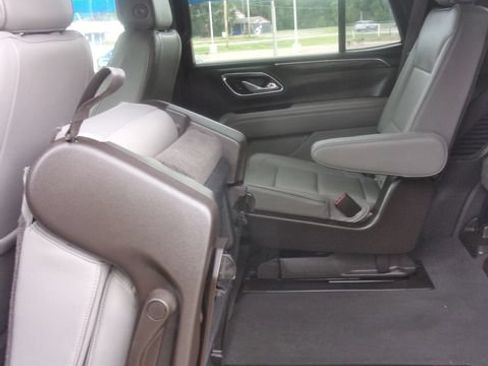 Used 2021 GMC Yukon SLT w/ SLT Luxury Package AWD/4WD image 30