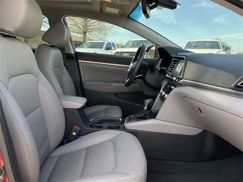 Used 2020 Hyundai Elantra Limited w/ Ultimate Package 03 image 18