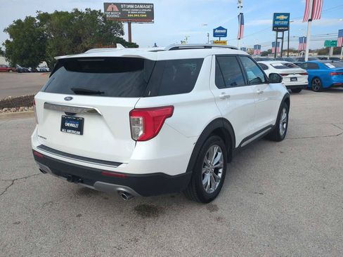 Used 2022 Ford Explorer Limited w/ Limited Technology Package image 8