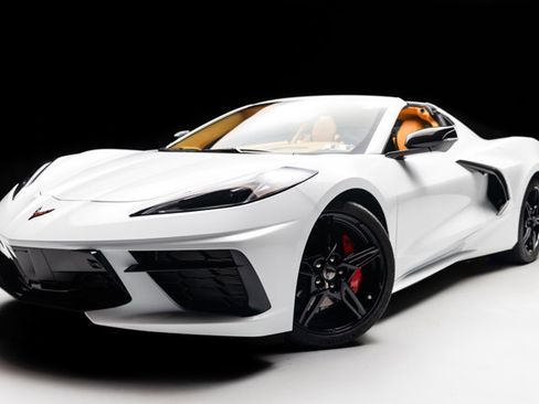 Used 2020 Chevrolet Corvette Stingray Premium Cpe w/ 3LT Preferred Equipment Group image 16