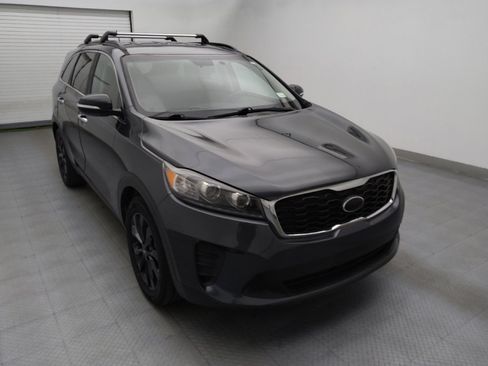 Used 2019 Kia Sorento S FWD image 13