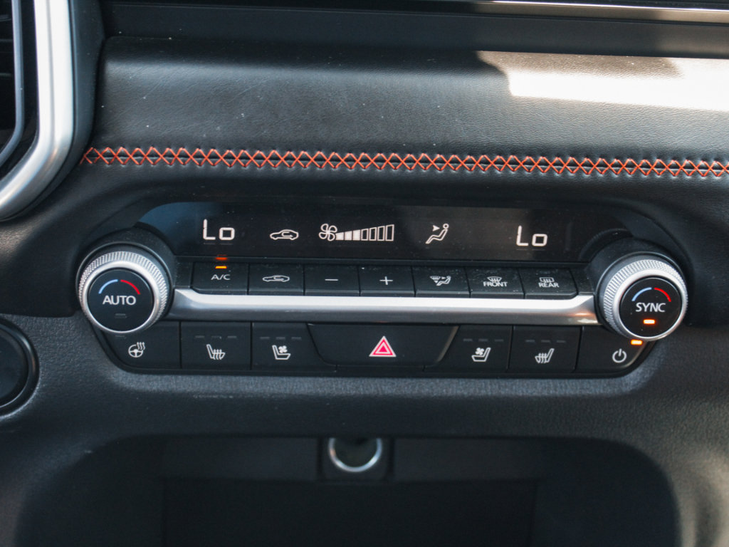 Used 2025 MAZDA CX-50 AWD 2.5 Turbo w/ Accent Package image 19